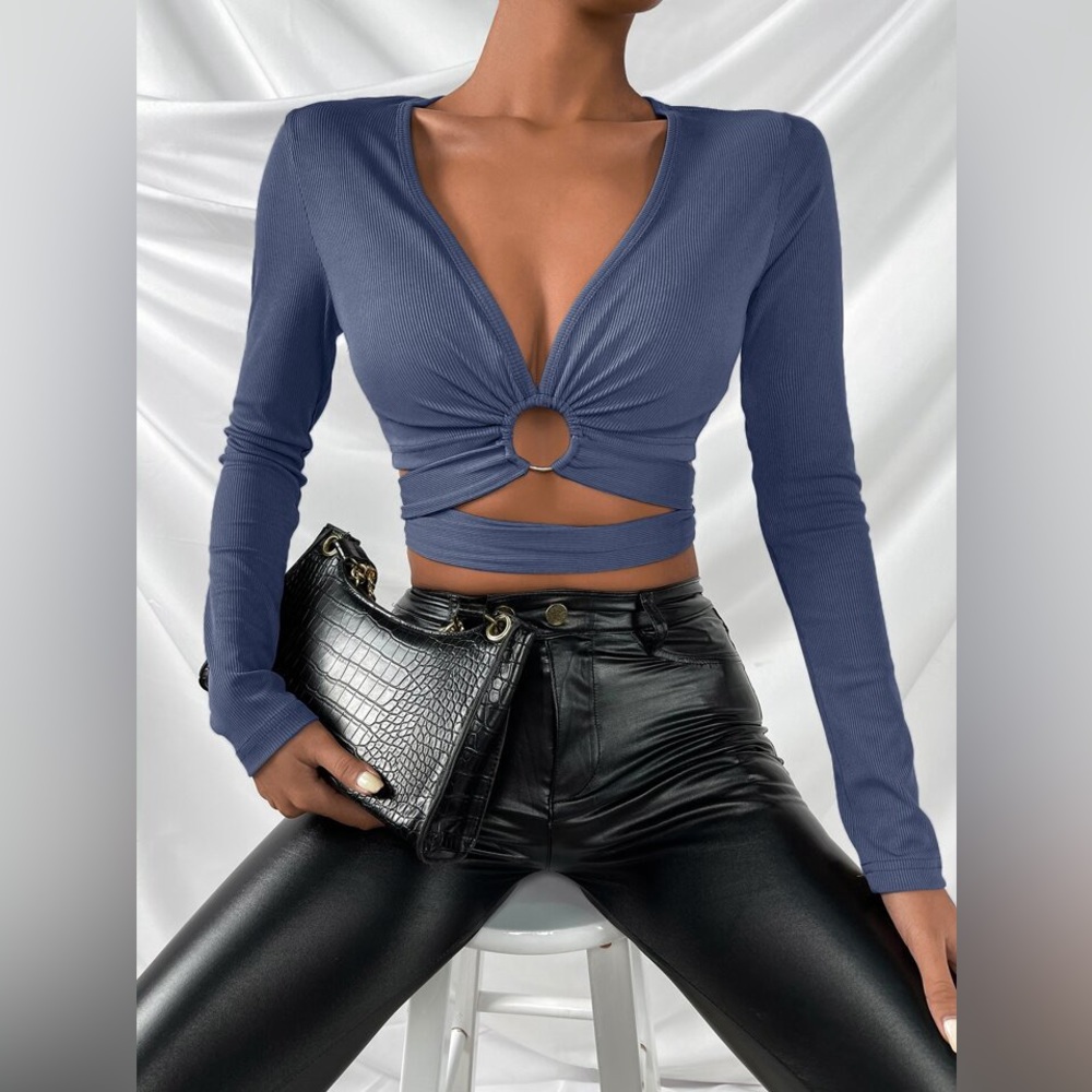 Shein O-Ring Cropped Longsleeve Tie-Back Top